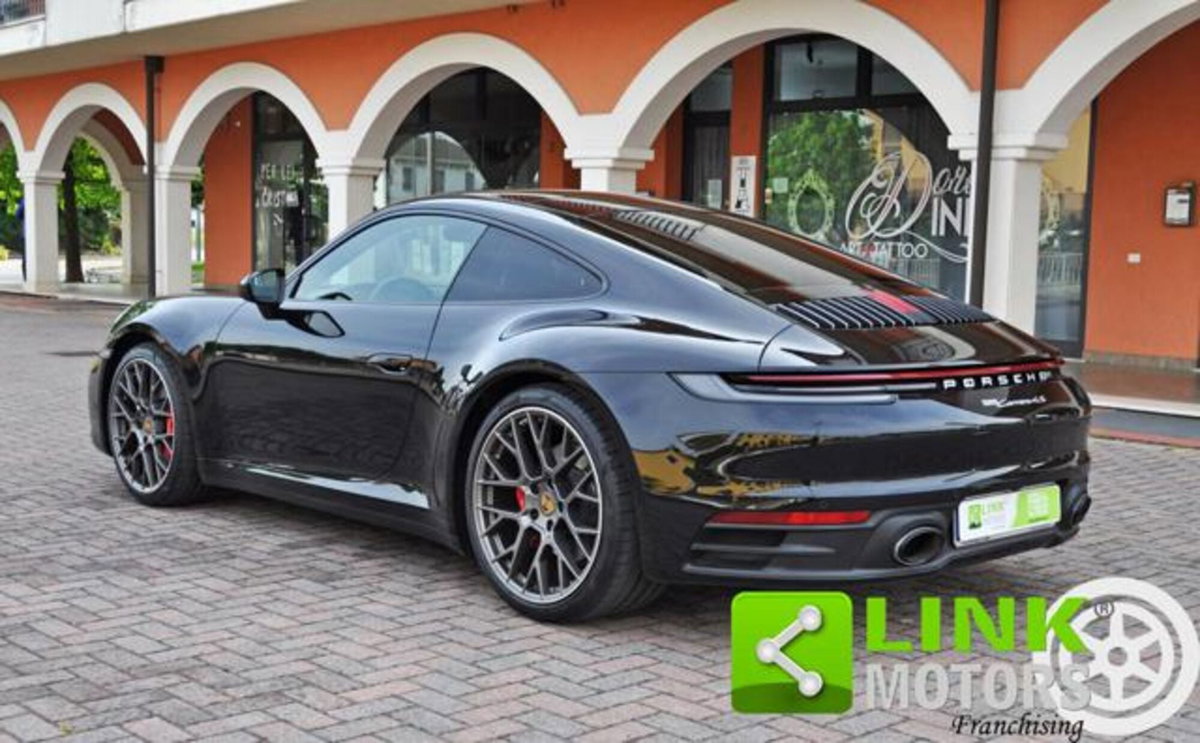 Porsche 911 Coupé Coupe 3.0 Carrera 4S (3)