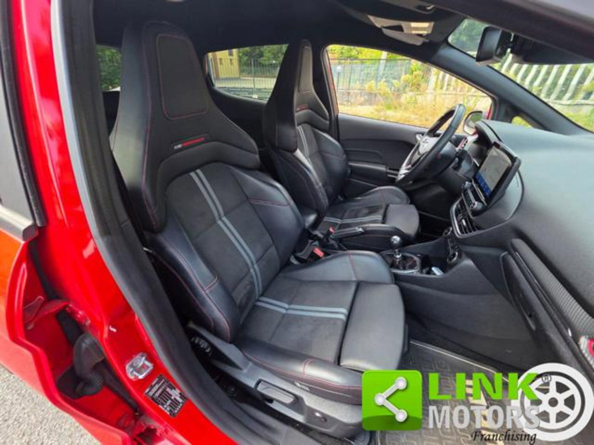 Ford Fiesta 1.5 Ecoboost 200 CV 5 porte ST (15)