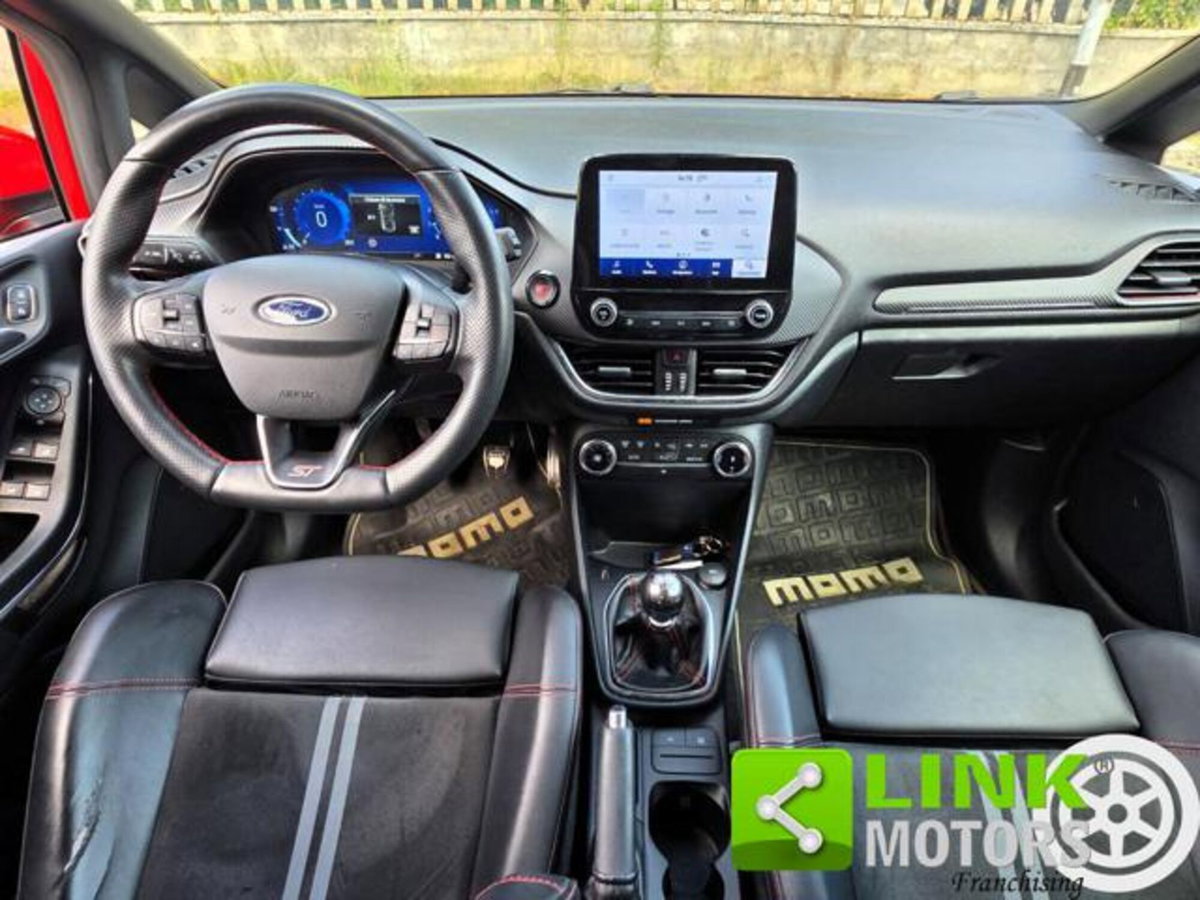 Ford Fiesta 1.5 Ecoboost 200 CV 5 porte ST (5)
