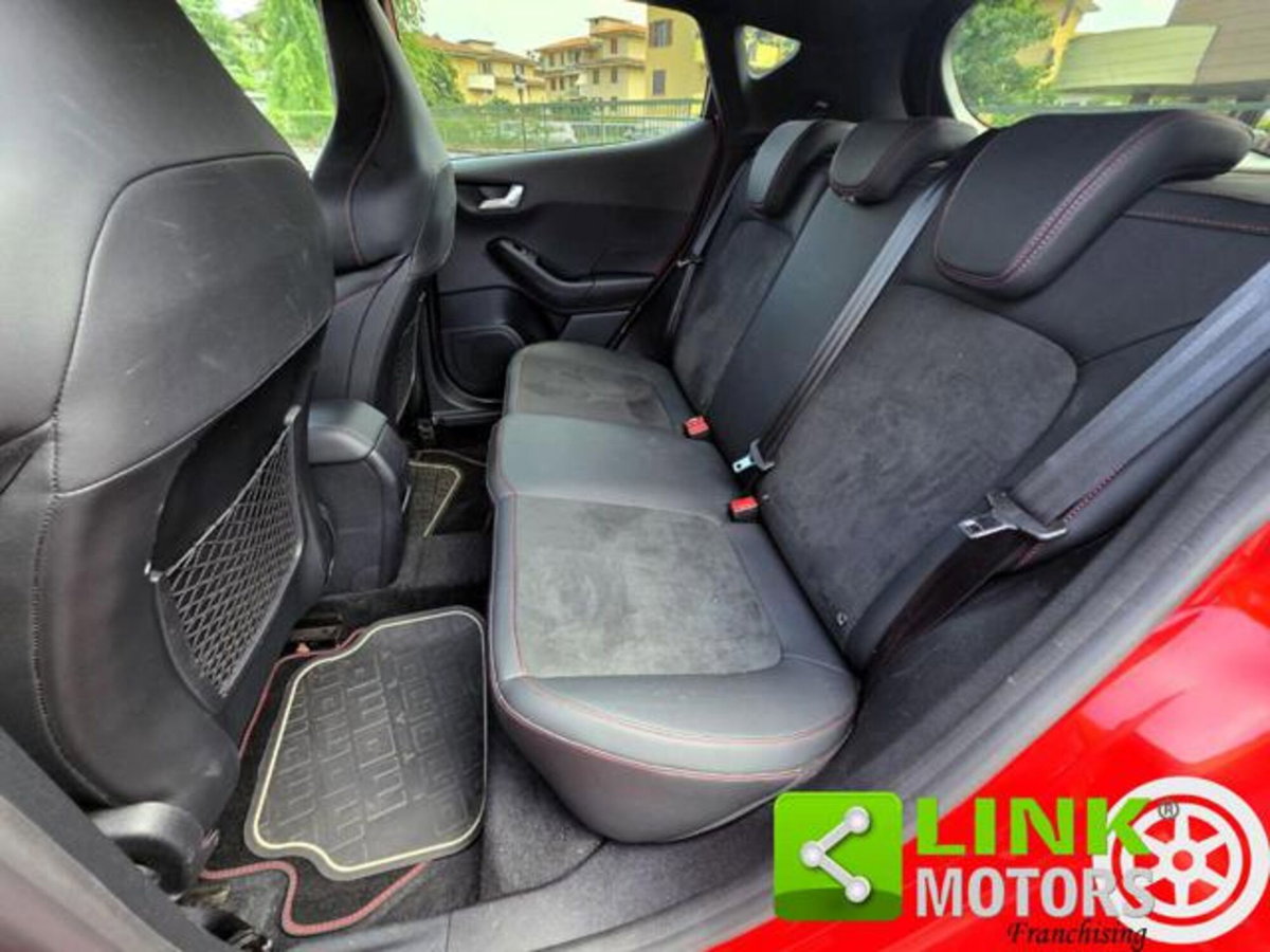 Ford Fiesta 1.5 Ecoboost 200 CV 5 porte ST (6)