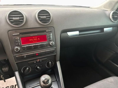 Audi A3 1.6 TDI 90 CV CR F.AP. Attraction (10)