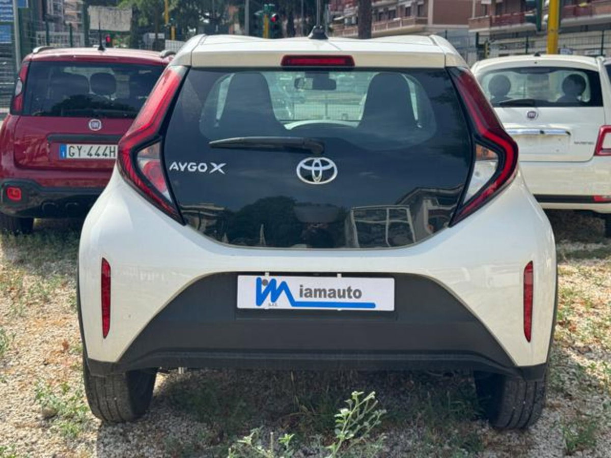 Toyota Aygo X 1.0 Trend 72cv (3)