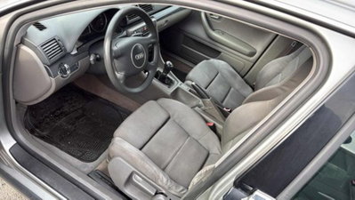 Audi A4 Avant 1.9 TDI/130 CV cat (4)