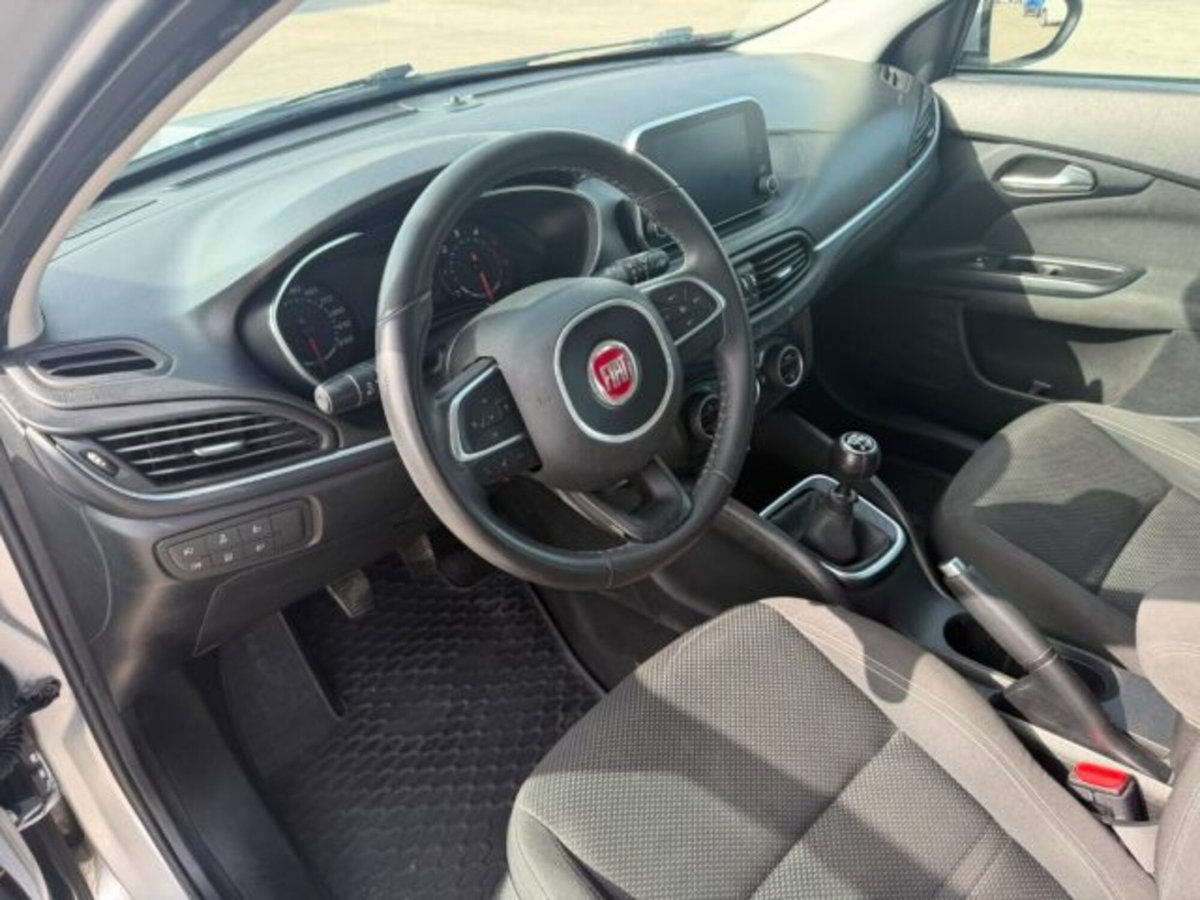 Fiat Tipo Station Wagon Tipo 1.6 Mjt S&S SW Lounge (11)