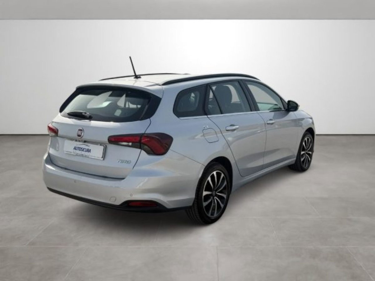 Fiat Tipo Station Wagon Tipo 1.6 Mjt S&S SW Lounge (4)