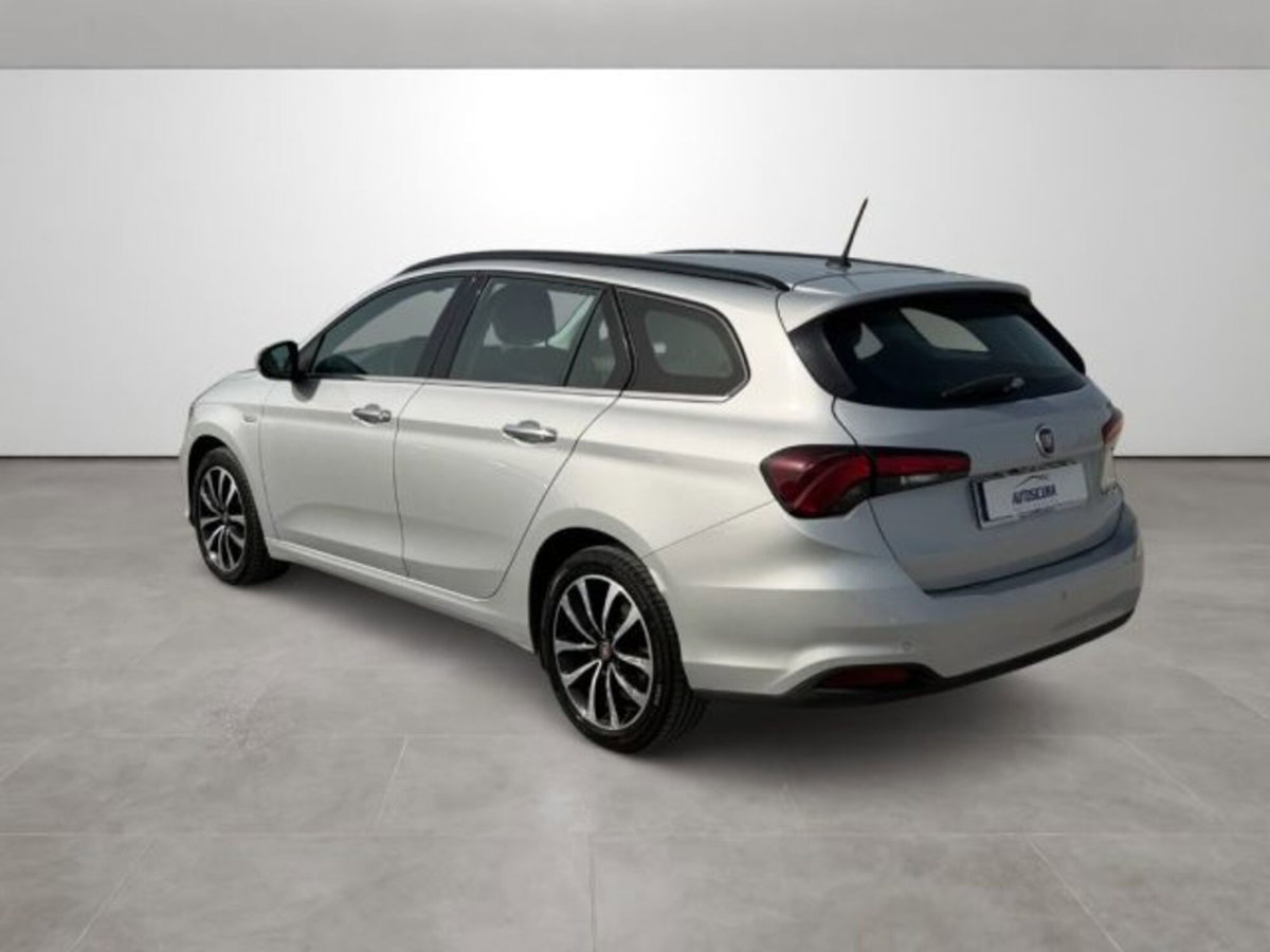 Fiat Tipo Station Wagon Tipo 1.6 Mjt S&S SW Lounge (6)