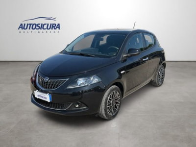 Lancia Ypsilon 1.0 FireFly 5 porte S&S Hybrid Ecochic A. Ferretti usata