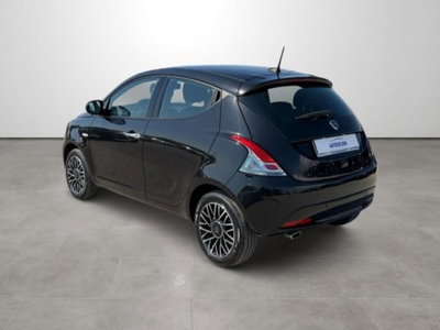 Lancia Ypsilon 1.0 FireFly 5 porte S&S Hybrid Ecochic A. Ferretti (6)