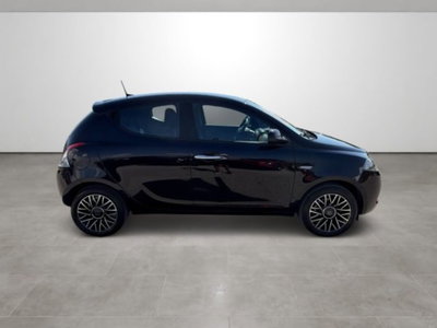Lancia Ypsilon 1.0 FireFly 5 porte S&S Hybrid Ecochic A. Ferretti (8)