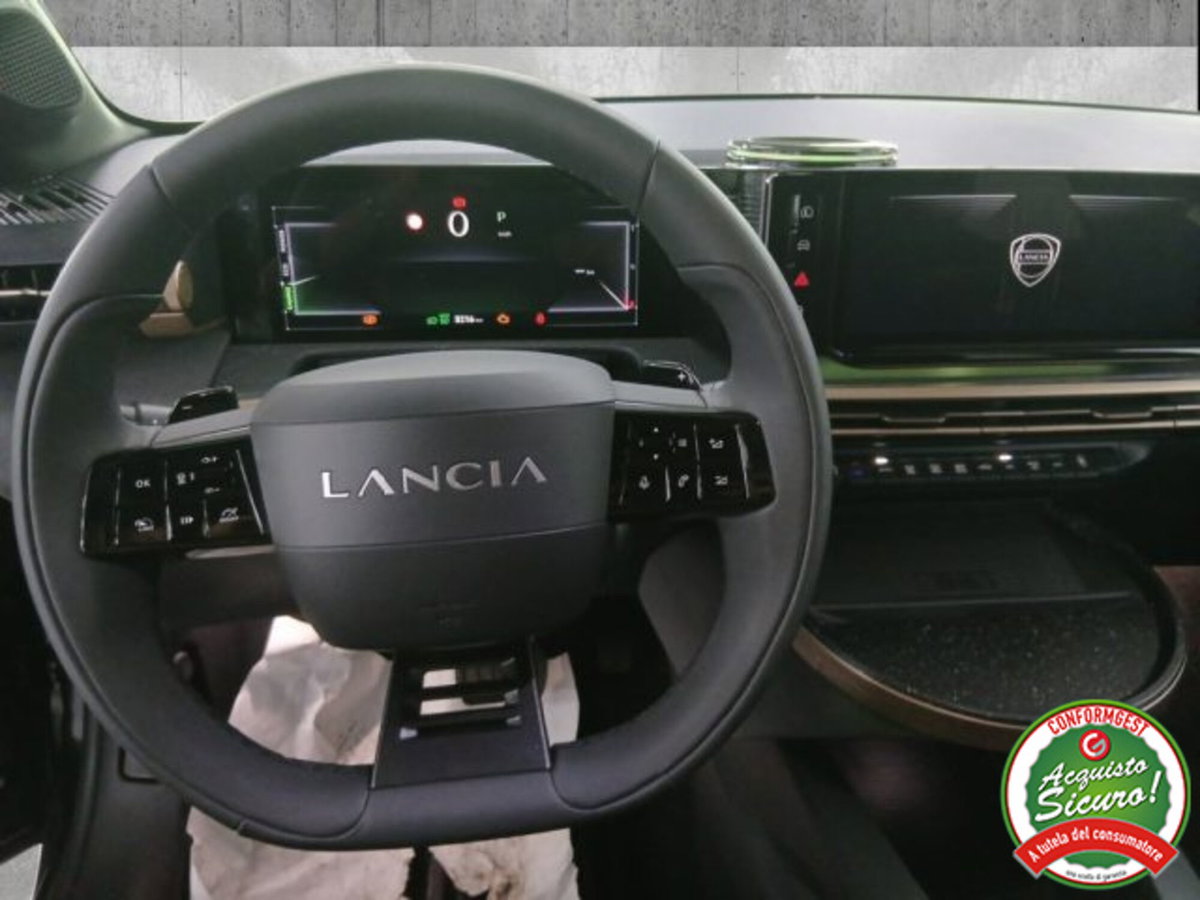 Lancia Ypsilon 1.2 mhev Edizione Limitata Cassina e-dct (12)
