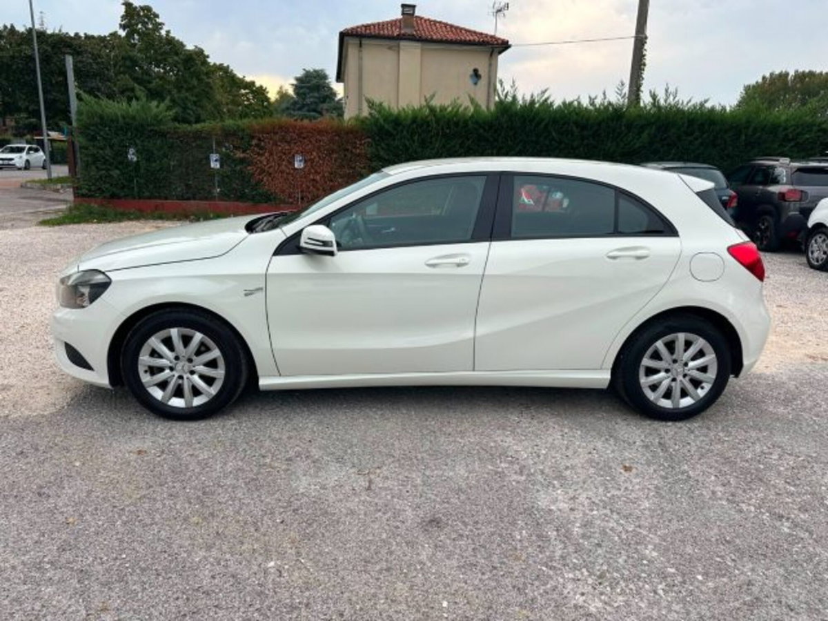 Mercedes-Benz Classe A 180 Executive (2)