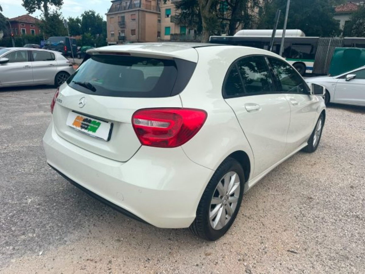 Mercedes-Benz Classe A 180 Executive (4)