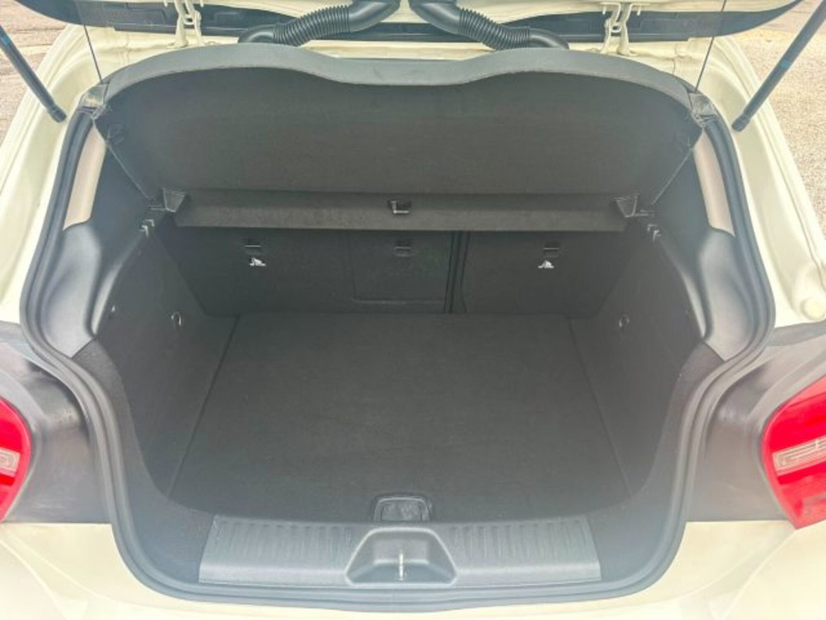 Mercedes-Benz Classe A 180 Executive (8)