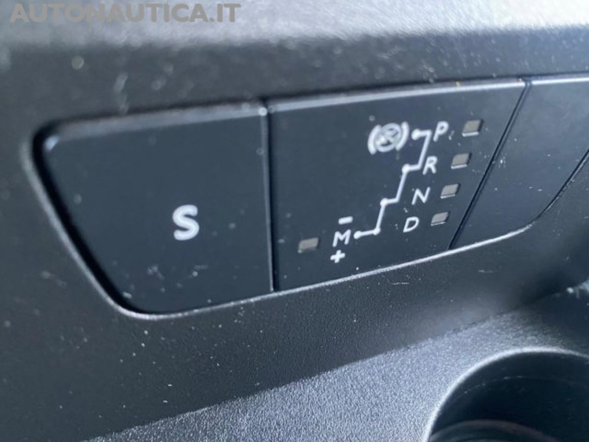 Citroen C3 PureTech 110 S&S EAT6 Shine Pack (15)