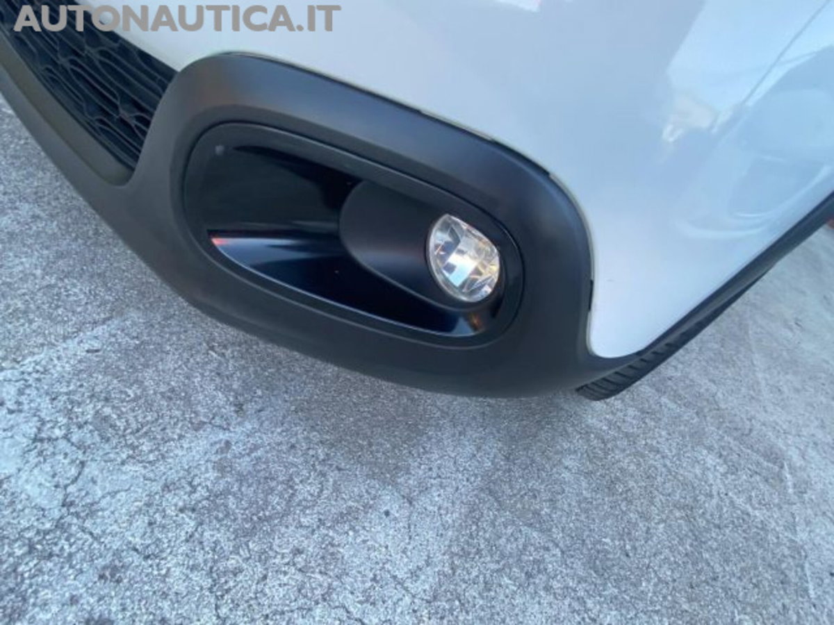 Citroen C3 PureTech 110 S&S EAT6 Shine Pack (18)