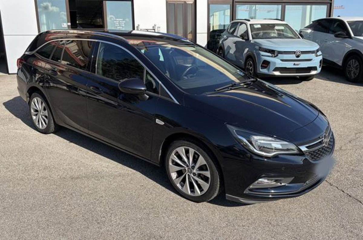 Opel Astra Station Wagon 1.6 CDTi 136CV aut. Sports Innovation (4)