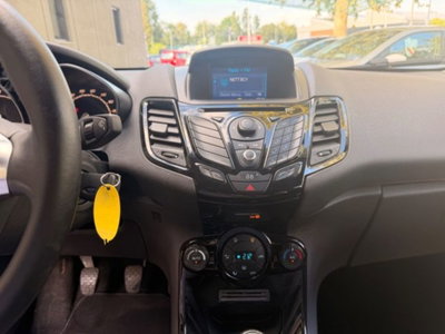 Ford Fiesta 1.4 5 porte Bz.- GPL Titanium (15)
