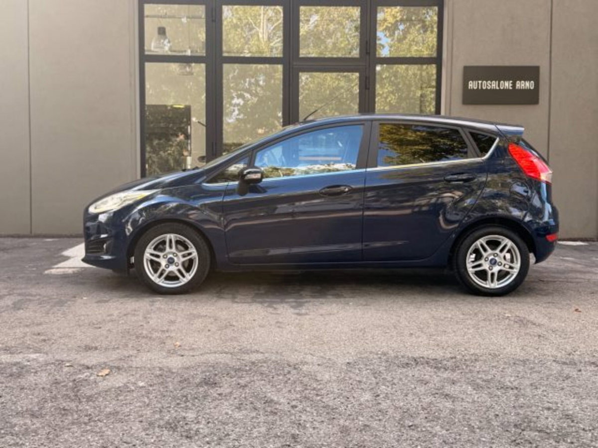 Ford Fiesta 1.4 5 porte Bz.- GPL Titanium (4)