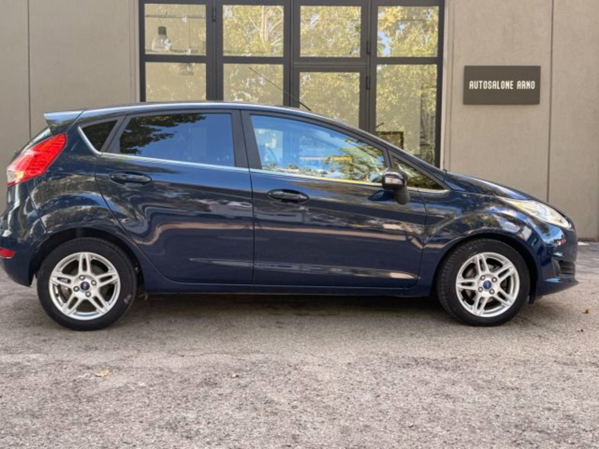 Ford Fiesta 1.4 5 porte Bz.- GPL Titanium (8)
