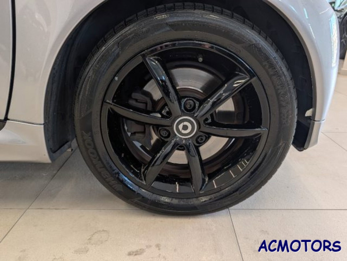 smart Fortwo 1000 52 kW MHD coupé pulse (10)