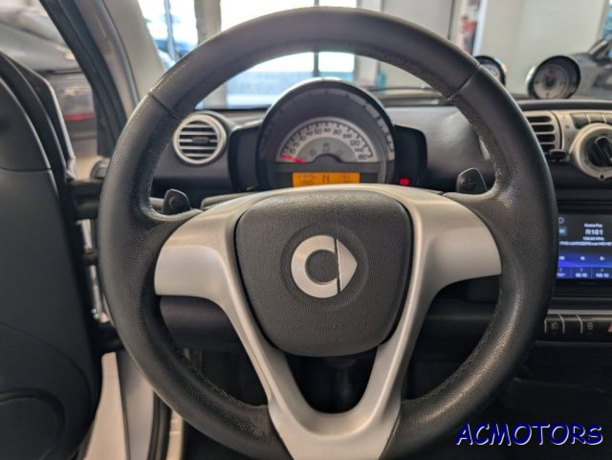 smart Fortwo 1000 52 kW MHD coupé pulse (14)