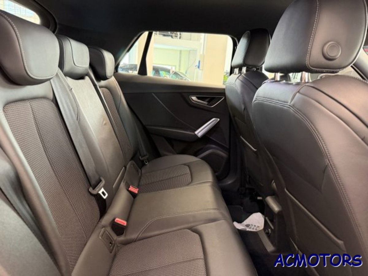 Audi Q2 Q2 35 TFSI S tronic S line Edition (12)