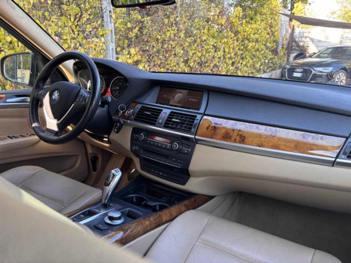 BMW X5 3.0sd cat Futura (7)