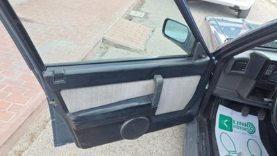 Alfa Romeo 75 1.6 (13)