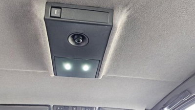 Alfa Romeo 75 1.6 (17)