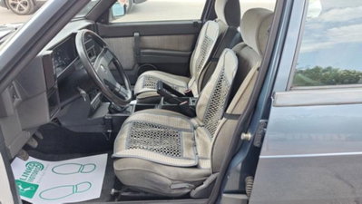 Alfa Romeo 75 1.6 (6)