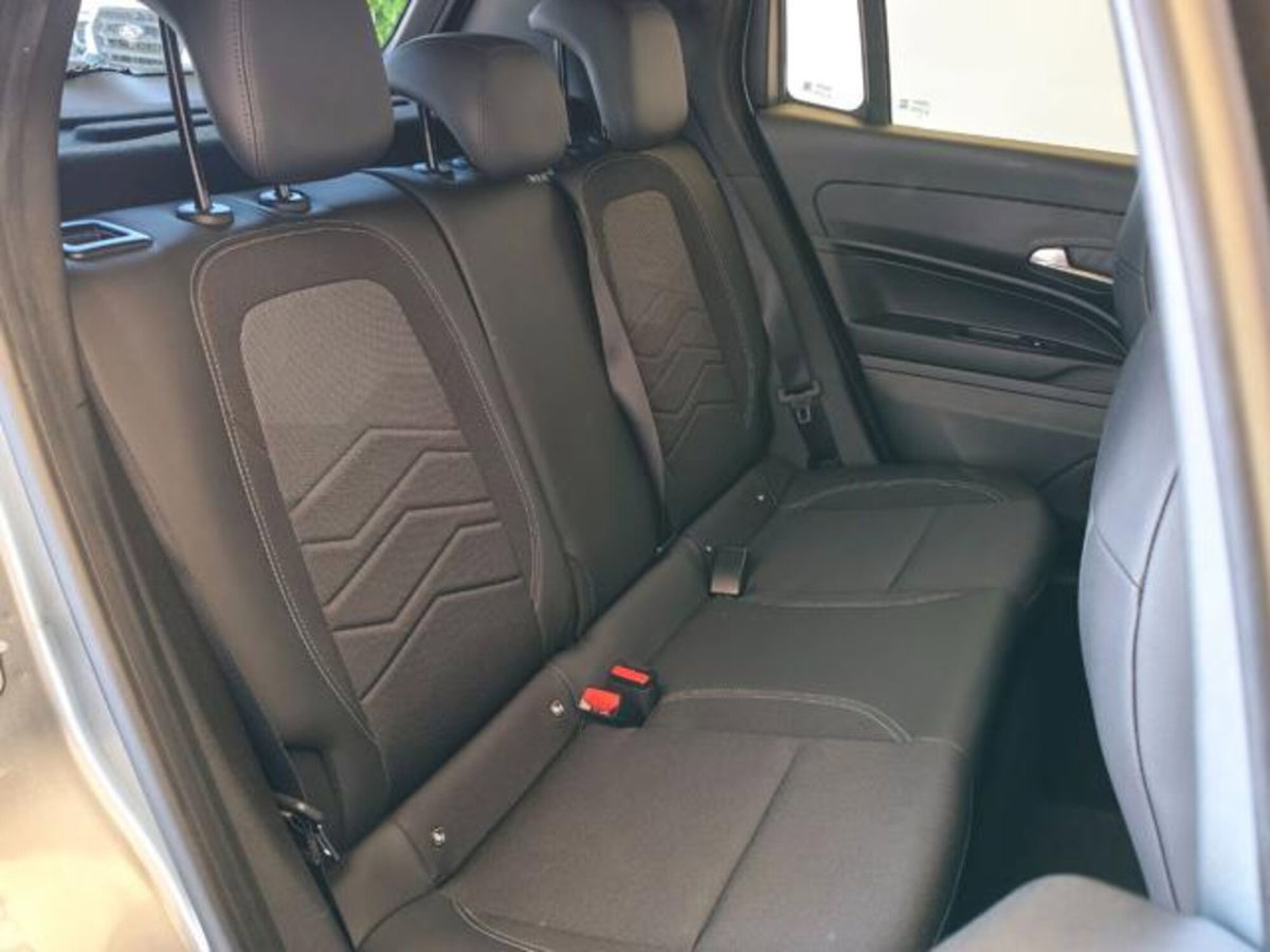 Jeep Avenger 1.2 turbo Summit fwd 100cv (17)