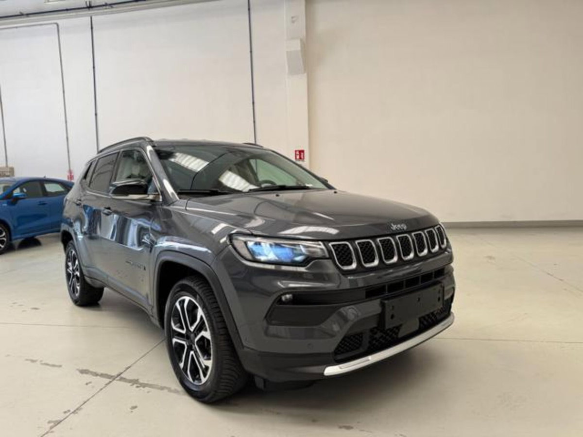 Jeep Compass 1.3 T4 190CV PHEV AT6 4xe Limited (2)
