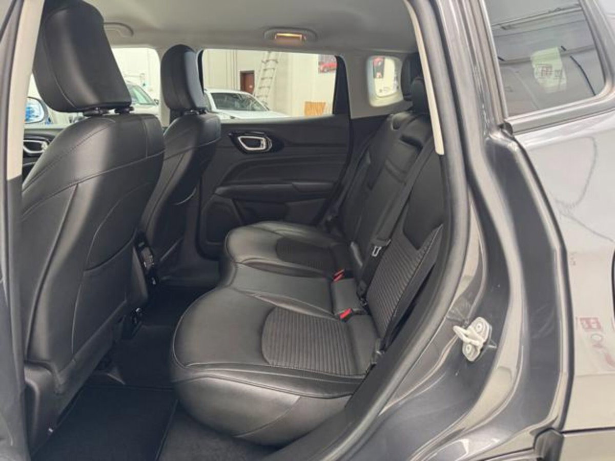 Jeep Compass 1.3 T4 190CV PHEV AT6 4xe Limited (6)