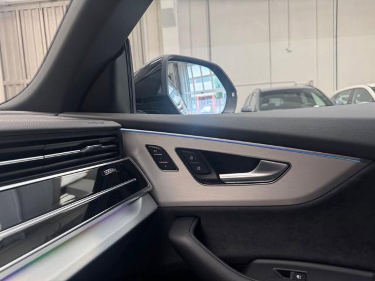 Audi Q8 3.0 tdi mhev S line quattro 286cv tiptronic (15)