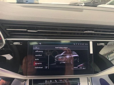 Audi Q8 3.0 tdi mhev S line quattro 286cv tiptronic (17)