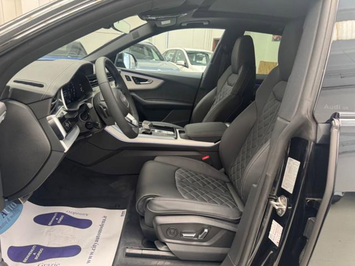 Audi Q8 3.0 tdi mhev S line quattro 286cv tiptronic (8)