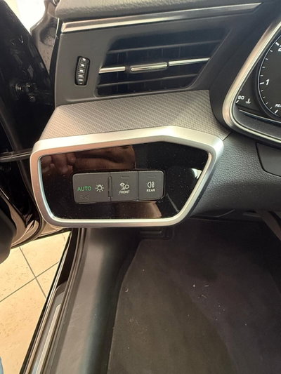 Audi A6 Avant 40 2.0 TDI quattro ultra S tronic Business (12)