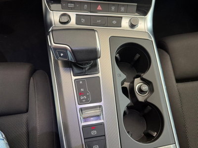 Audi A6 Avant 40 2.0 TDI quattro ultra S tronic Business (13)