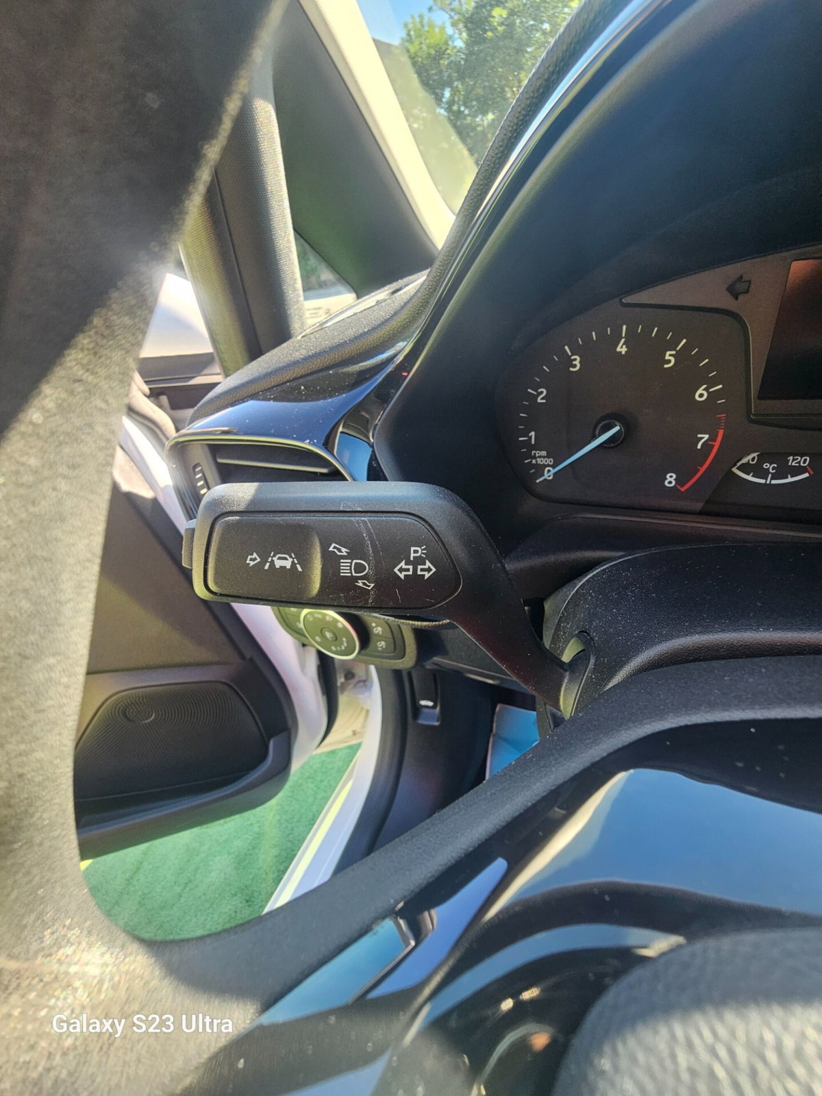 Ford Fiesta 1.0 Ecoboost 100 CV 5 porte Vignale (20)