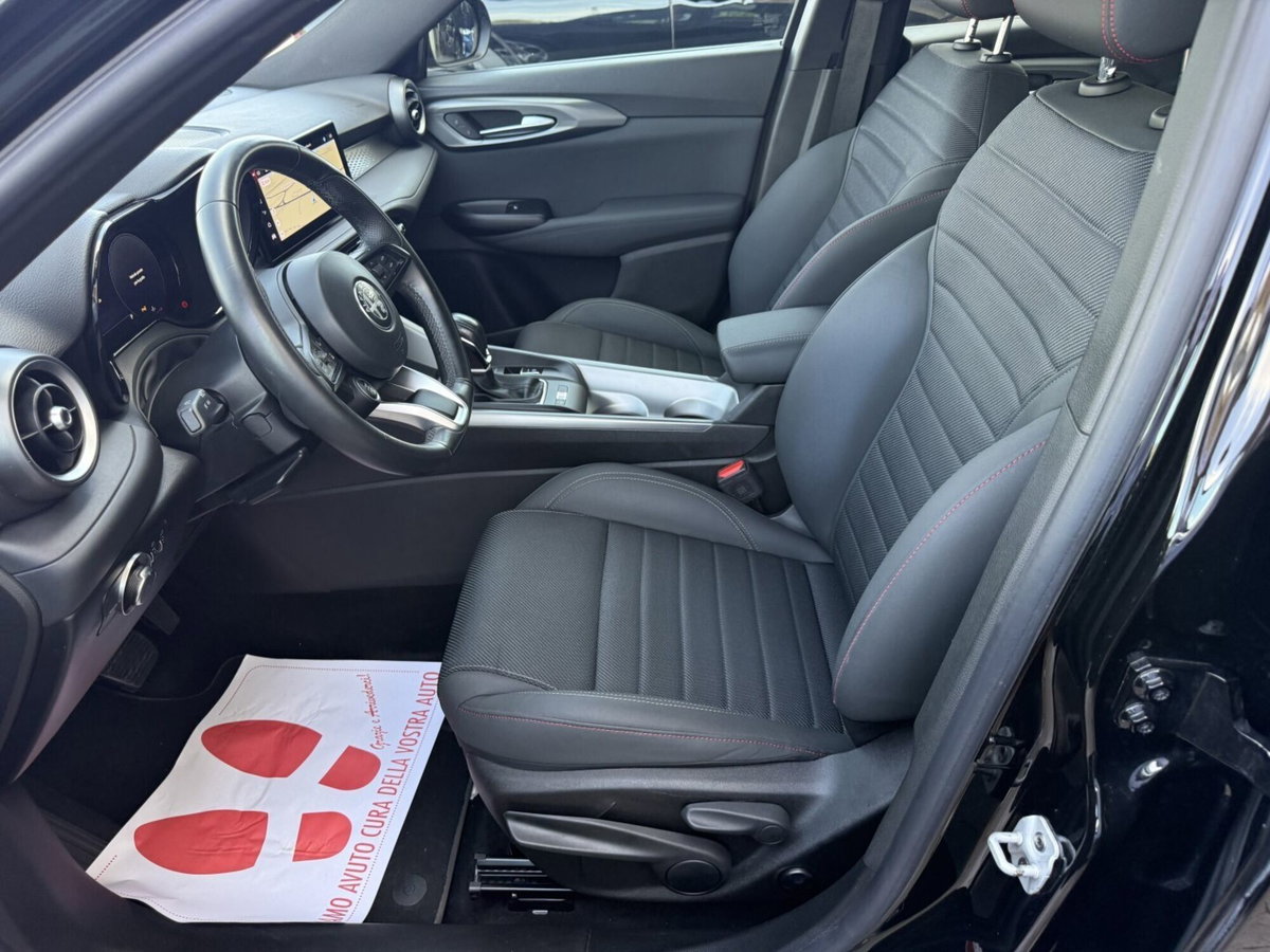 Alfa Romeo Tonale Tonale 1.5 130 CV MHEV TCT7 Super (14)