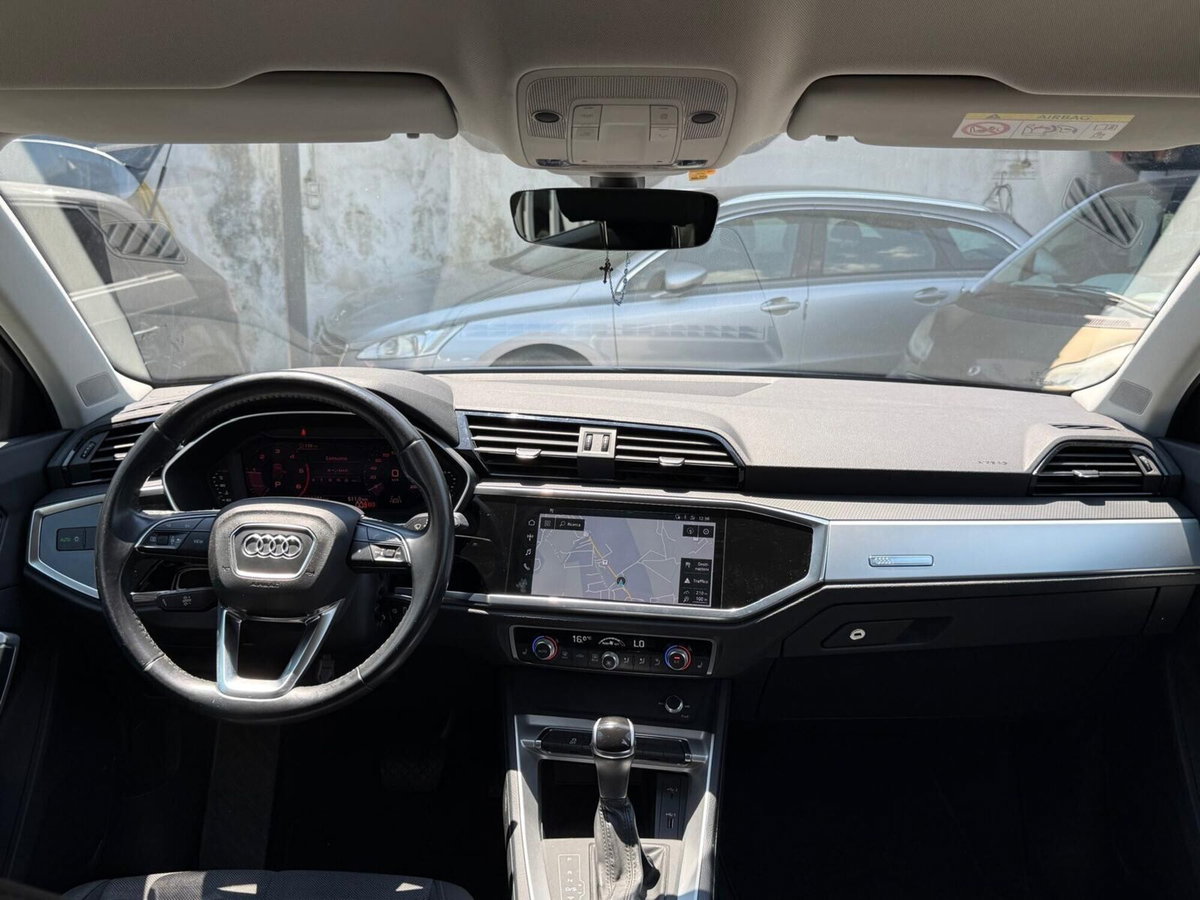 Audi Q3 35 2.0 tdi s-tronic (10)