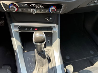 Audi Q3 35 2.0 tdi s-tronic (16)