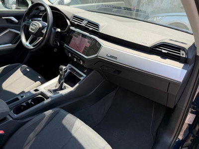 Audi Q3 35 2.0 tdi s-tronic (18)