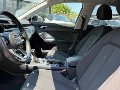 Audi Q3 35 2.0 tdi s-tronic (9)