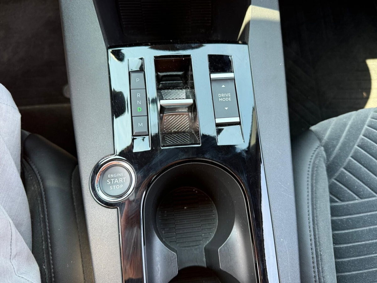 Lancia Ypsilon 1.2 mhev Edizione Limitata Cassina e-dct (12)