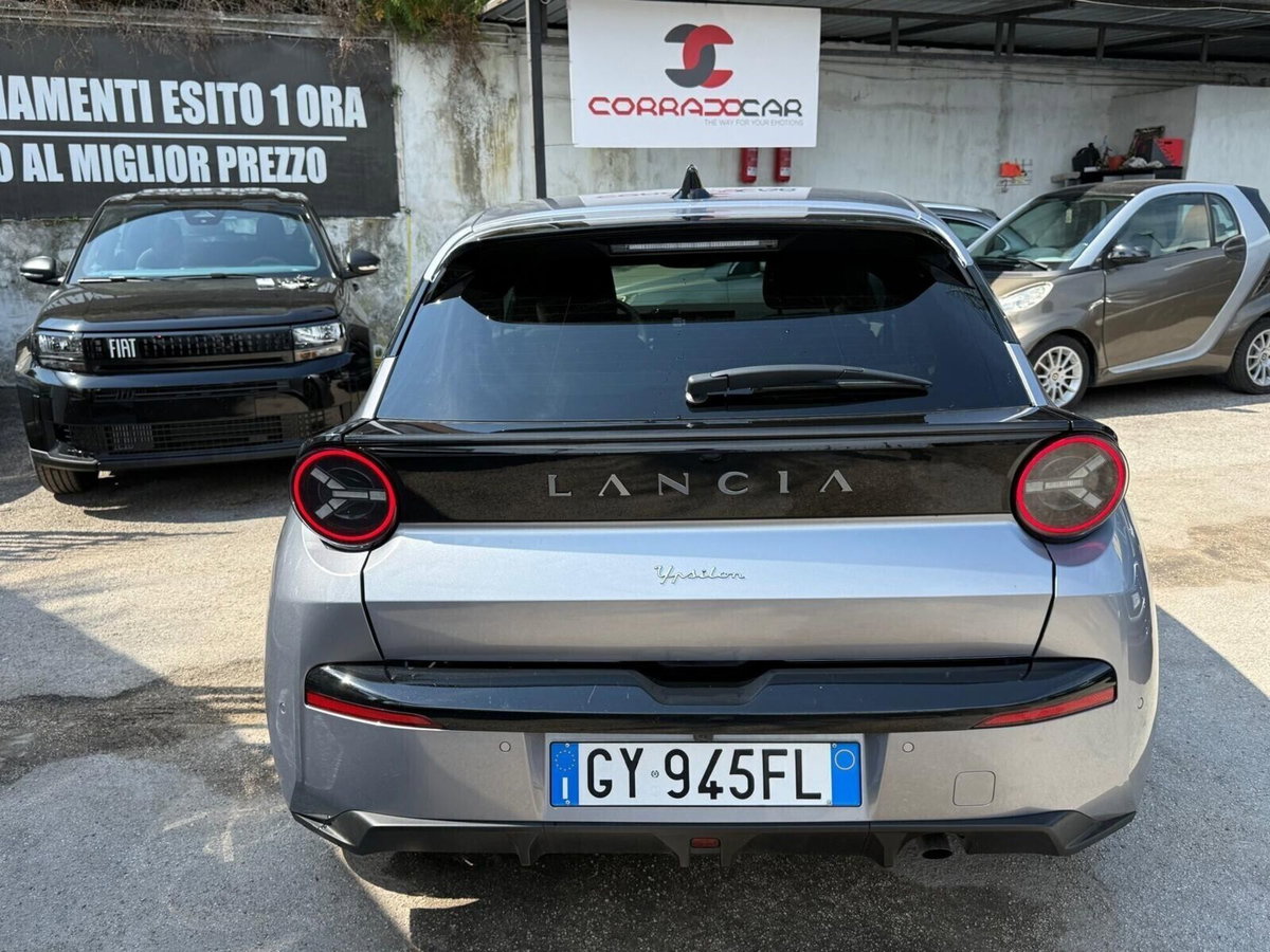 Lancia Ypsilon 1.2 mhev Edizione Limitata Cassina e-dct (5)