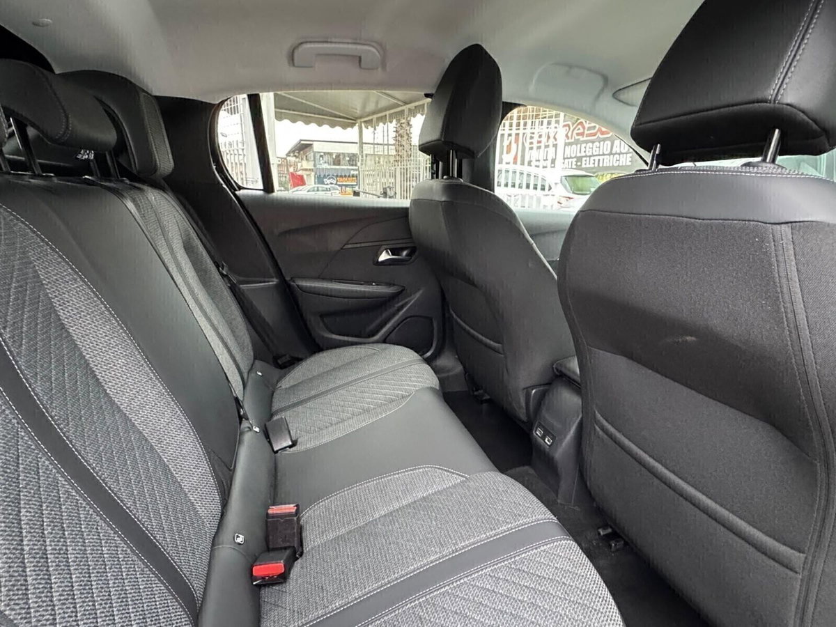 Peugeot 208 PureTech 100 Stop&Start 5 porte Allure (15)