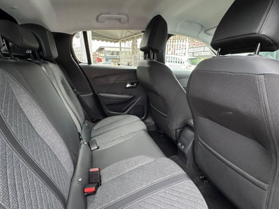 Peugeot 208 PureTech 100 Stop&Start 5 porte Allure (15)