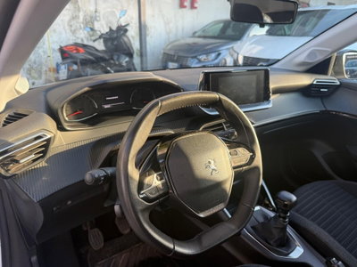 Peugeot 208 BlueHDi 100 Stop&Start 5 porte Allure Pack (8)