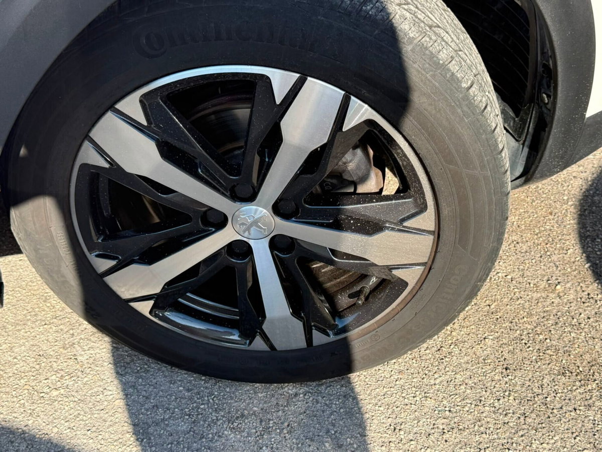 Peugeot 3008 BlueHDi 130 S&S EAT8 Allure Pack (8)